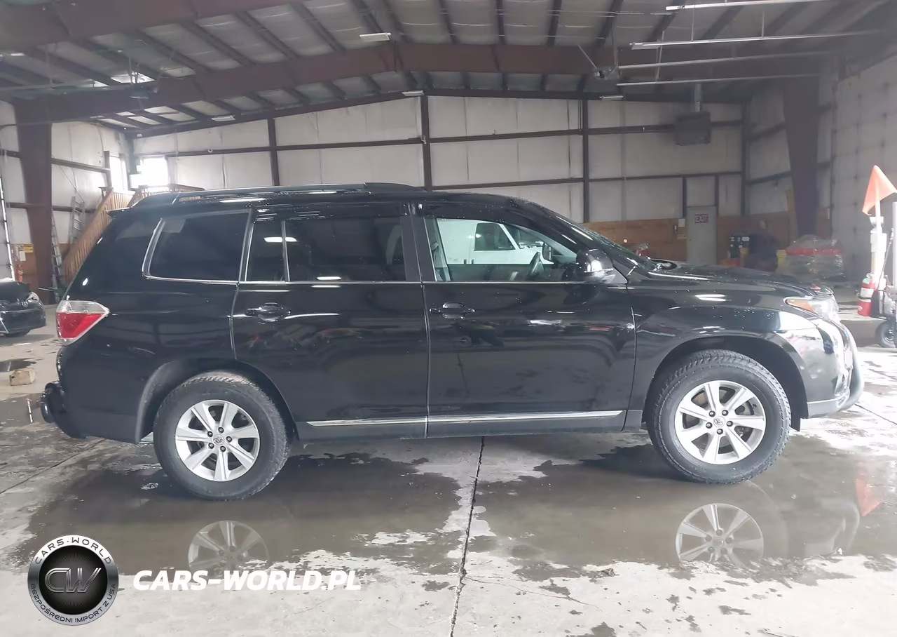 2013 Toyota Highlander Se V6 VIN:5TDBK3EHXDS234295 - 13