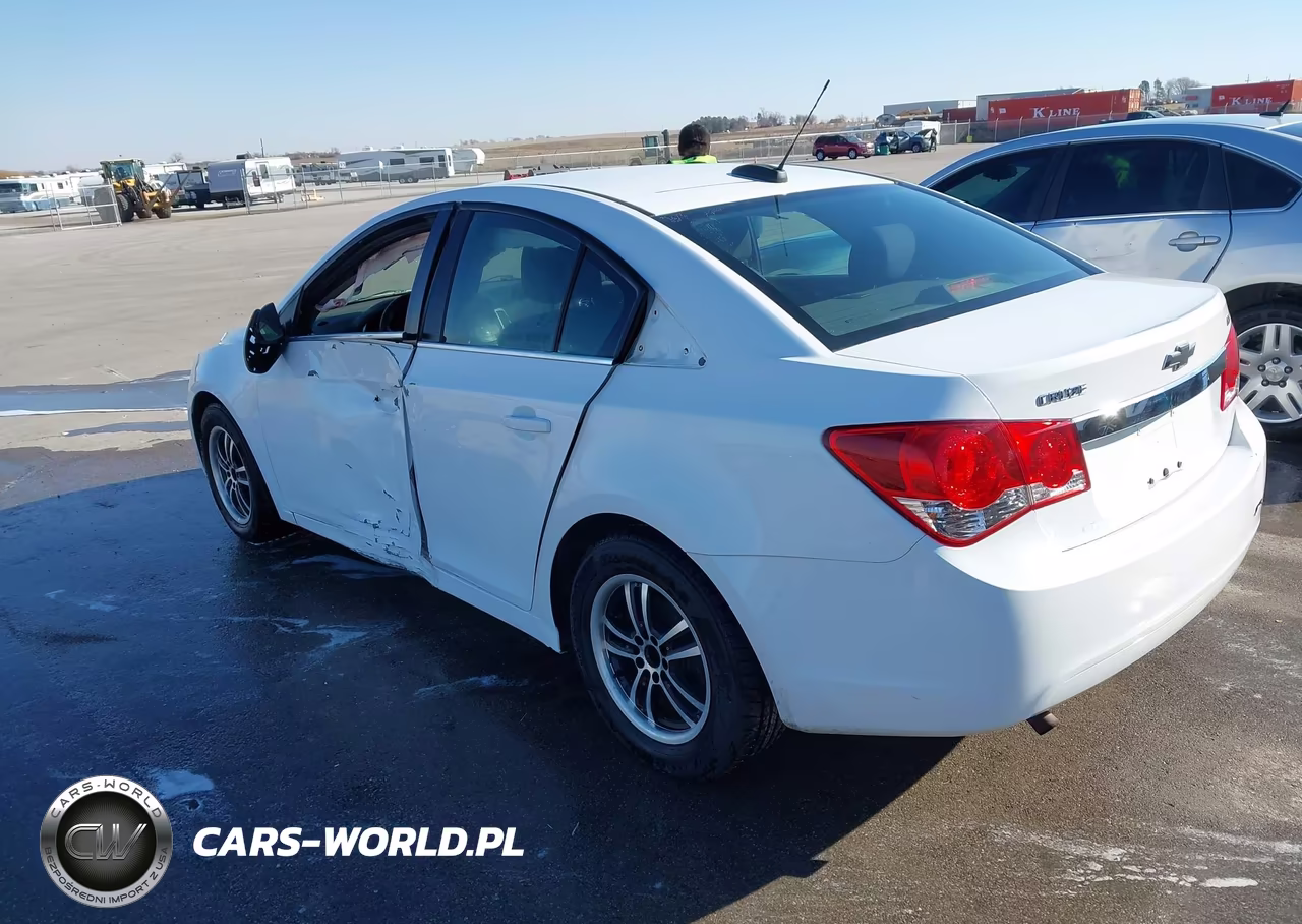 2016 Chevrolet Cruze Limited 1Lt Auto VIN:1G1PE5SB7G7188943 - 3