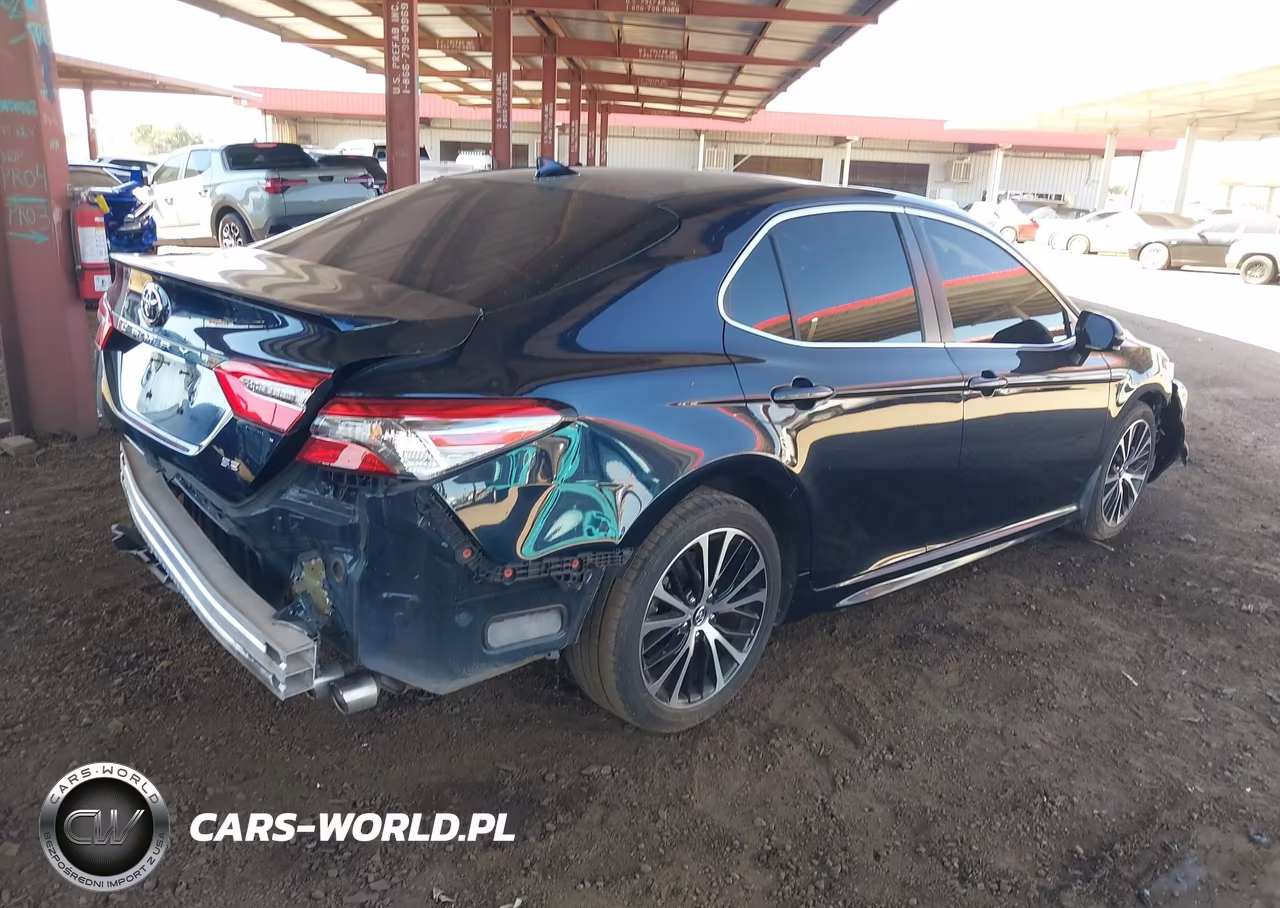 2019 Toyota Camry Se VIN:4T1B11HK1KU257998 - 4