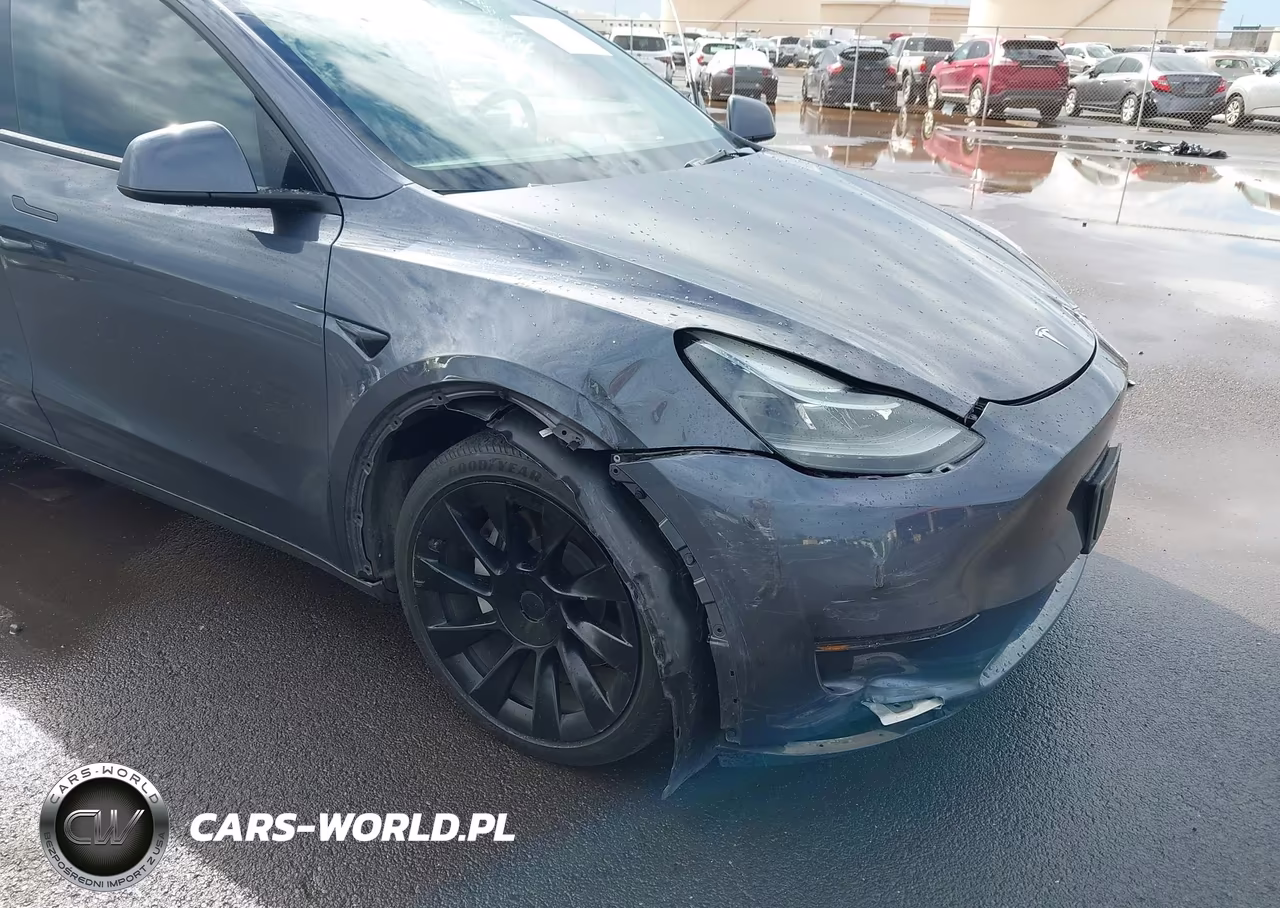 2023 Tesla Model Y Awd-Long Range Dual Motor All-Wheel Drive VIN:7SAYGDEE8PF638442 - 6