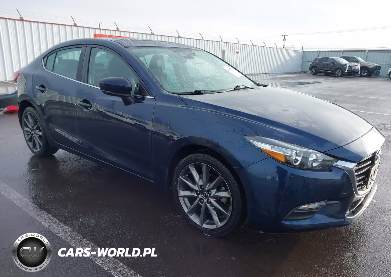 2018 Mazda Mazda3 Touring – zdjęcie 1 z 17