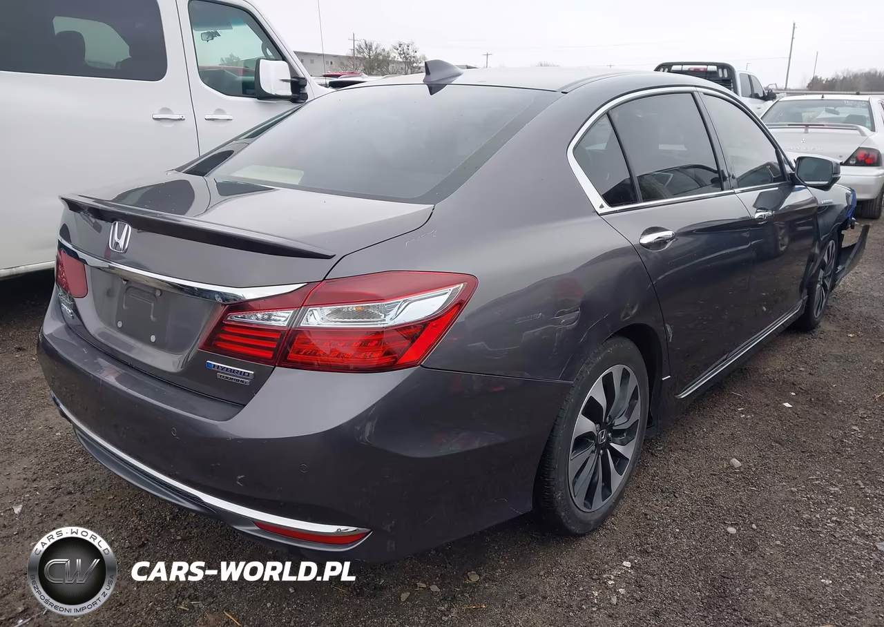 2017 Honda Accord Hybrid Touring VIN:JHMCR6F76HC006209 - 4