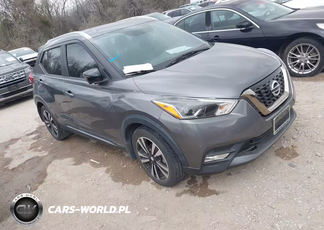 2019 Nissan Kicks Sr