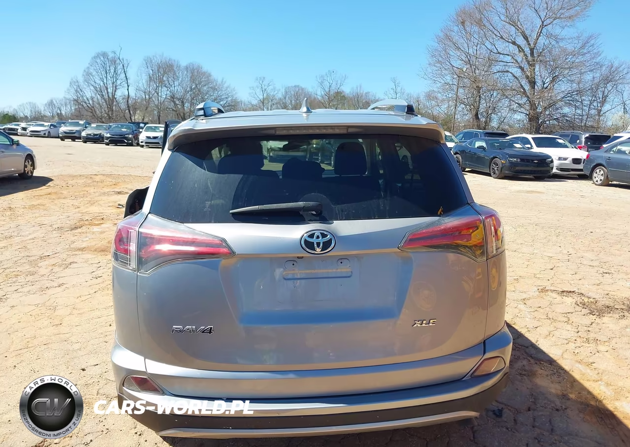 2018 Toyota Rav4 Xle VIN:JTMWFREV6JD127007 - 16