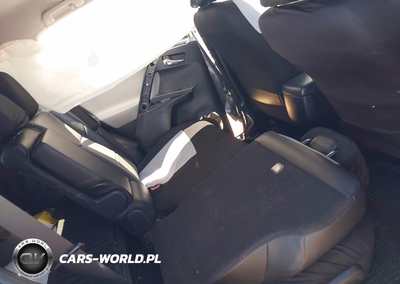 2018 Toyota Rav4 Xle VIN:JTMWFREV6JD127007 - 8
