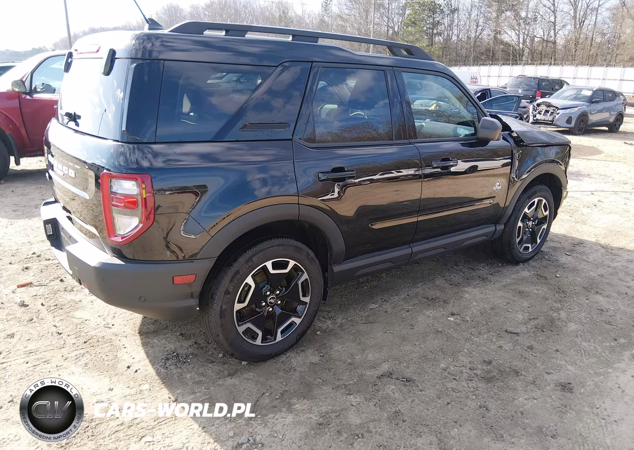 2024 Ford Bronco Sport Outer Banks VIN:3FMCR9C60RRE63353 - 4