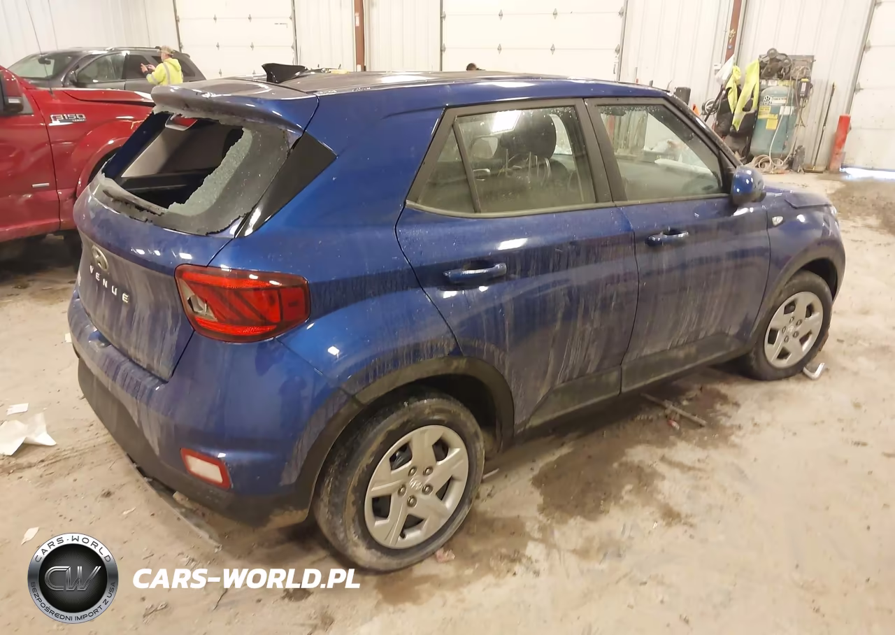 2020 Hyundai Venue Se VIN:KMHRB8A35LU028295 - 4