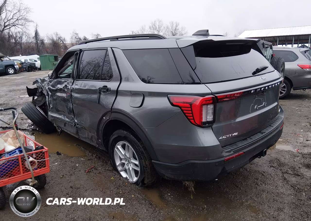 2025 Ford Explorer Active VIN:1FMUK8DH1SGB94618 - 3