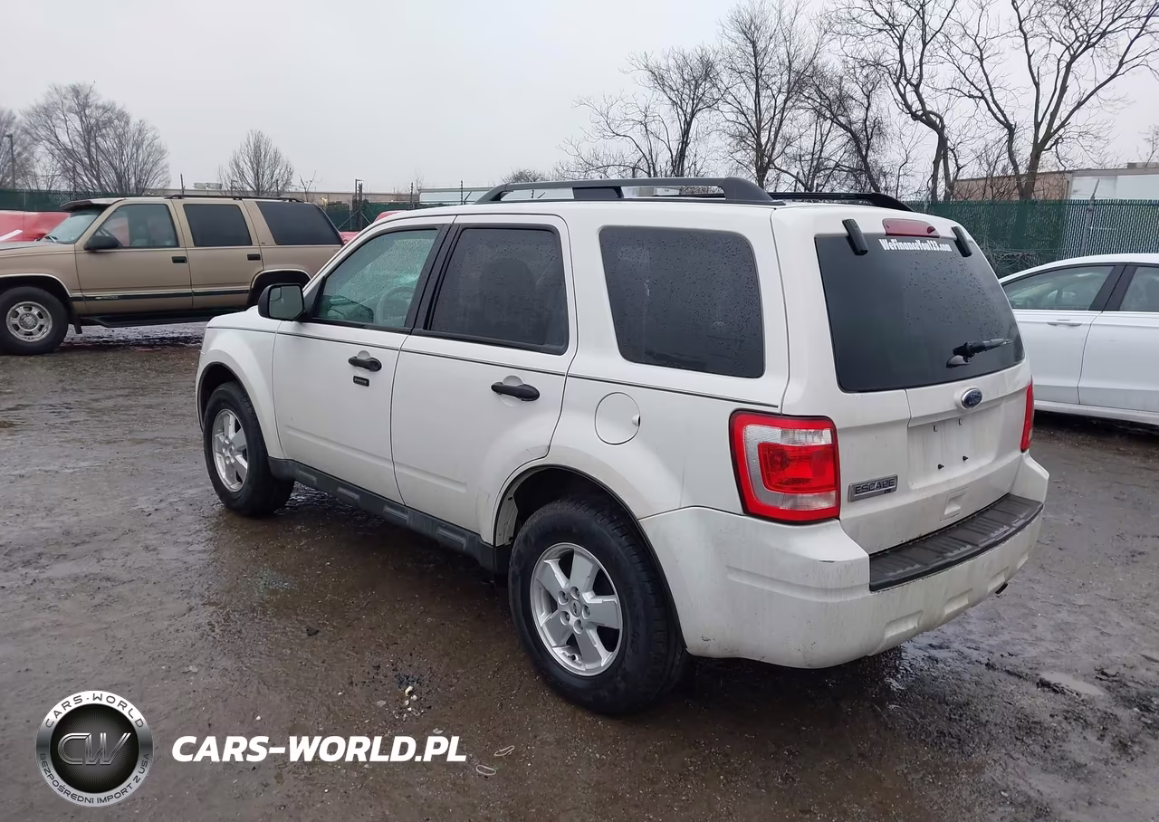 2012 Ford Escape Xlt VIN:1FMCU0D73CKC74564 - 3