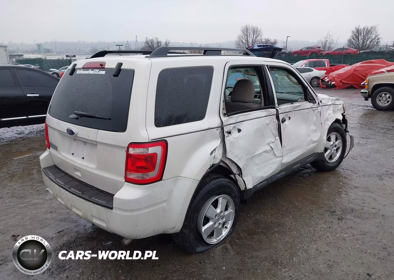 2012 Ford Escape Xlt VIN:1FMCU0D73CKC74564 - 4