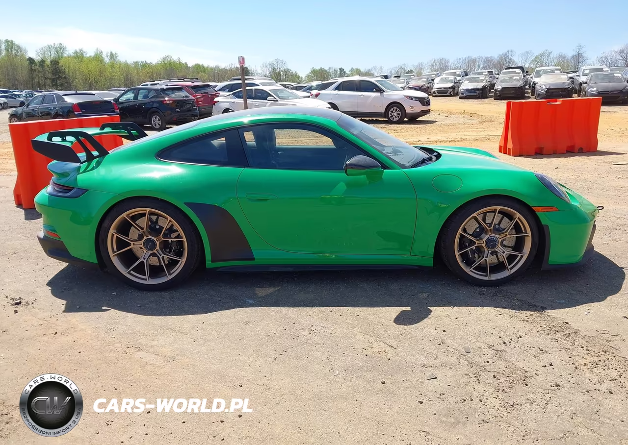 2022 Porsche 911 VIN:WP0AC2A98NS268150 - 13