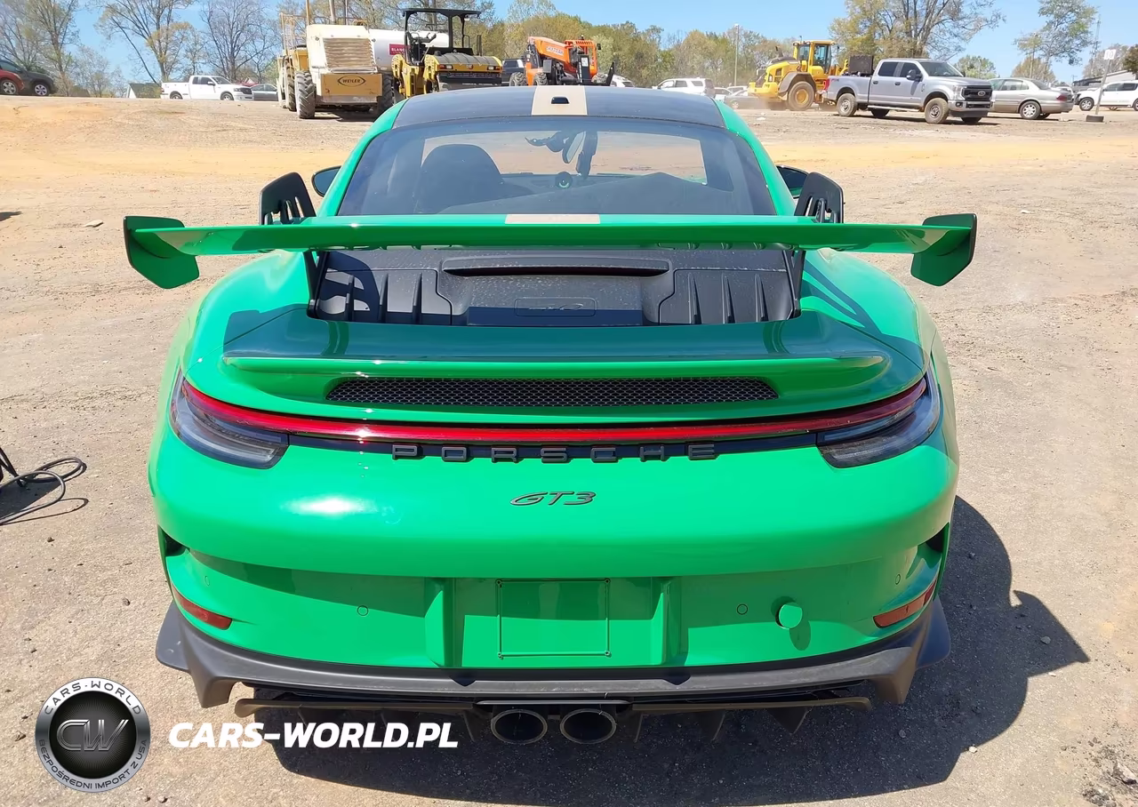 2022 Porsche 911 VIN:WP0AC2A98NS268150 - 16