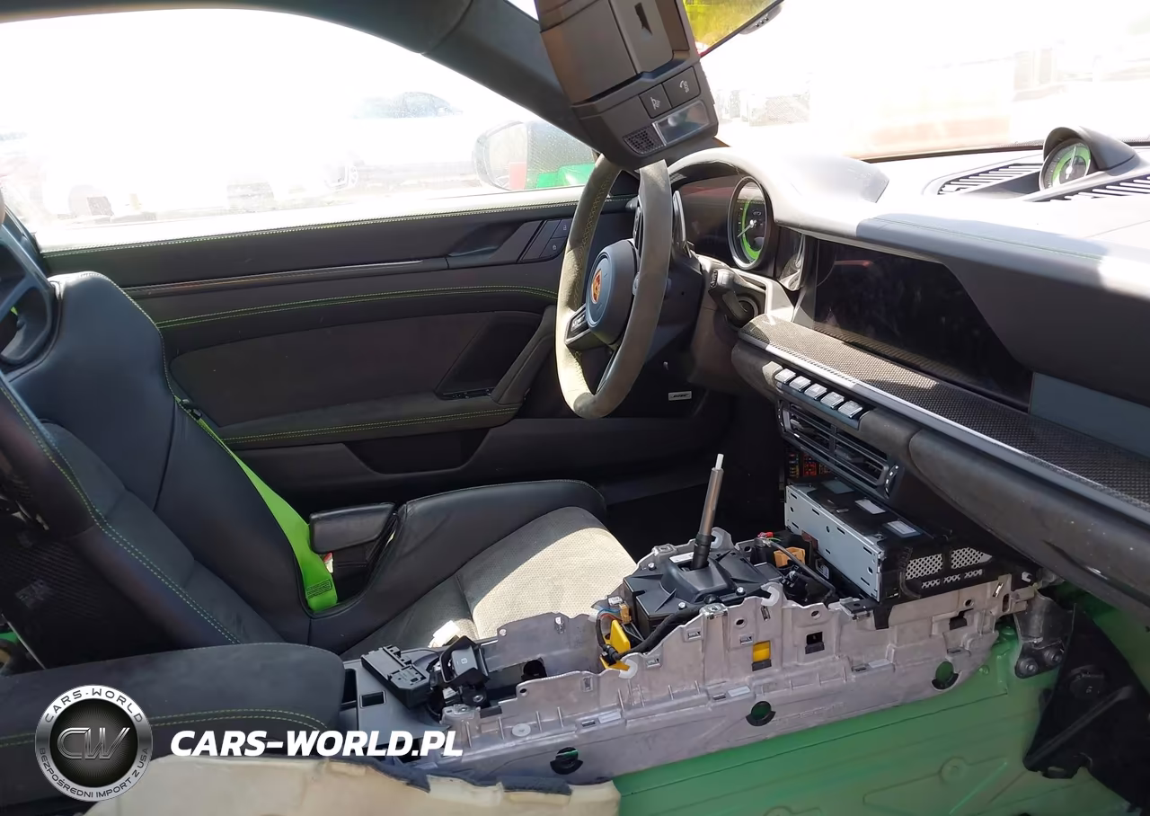 2022 Porsche 911 VIN:WP0AC2A98NS268150 - 8