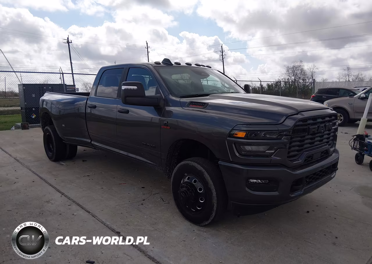 2025 Ram 3500 Big Horn 4X4 8' Box