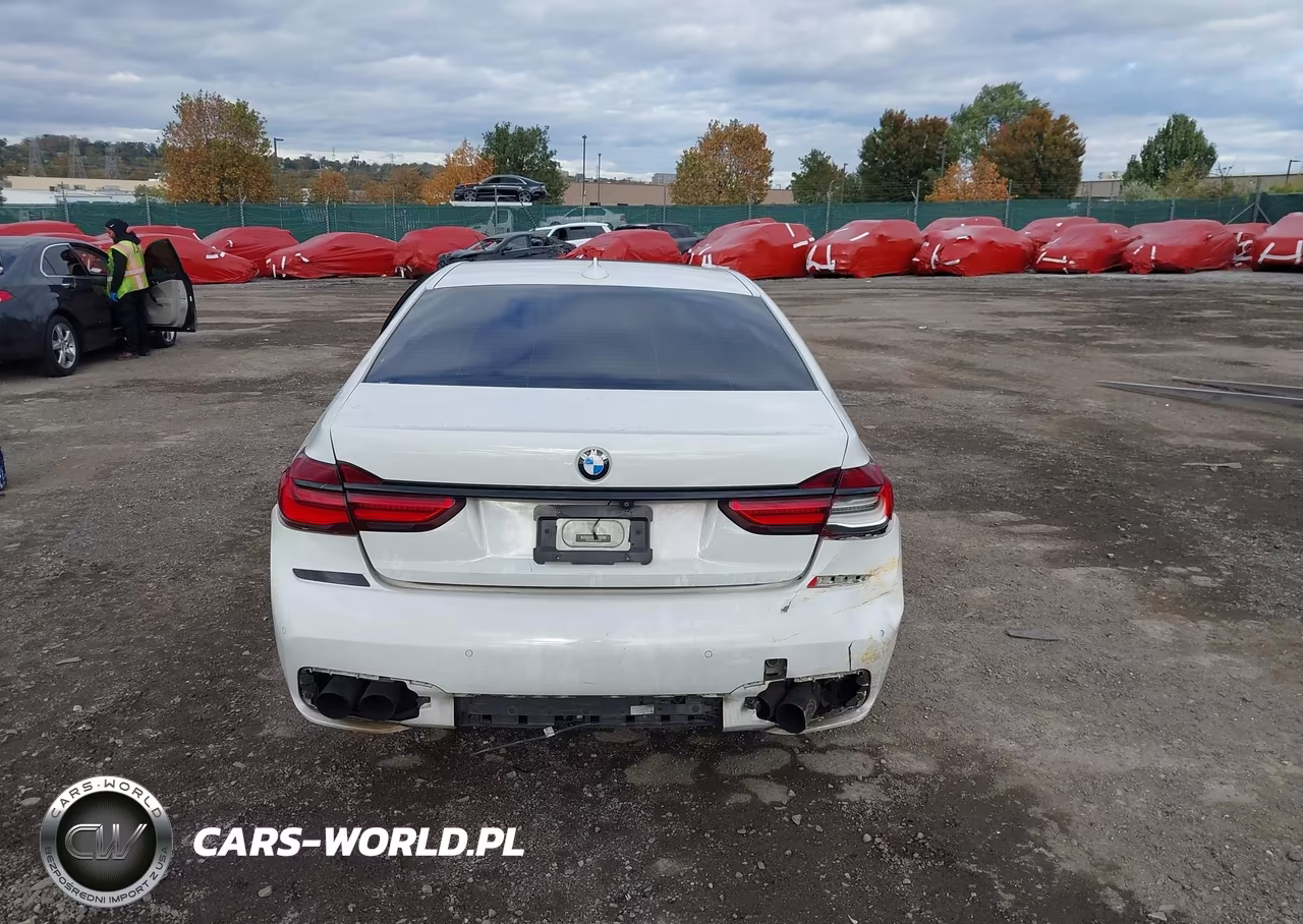 2016 BMW 750I xDrive VIN:WBA7B0C57GG526785 - 16