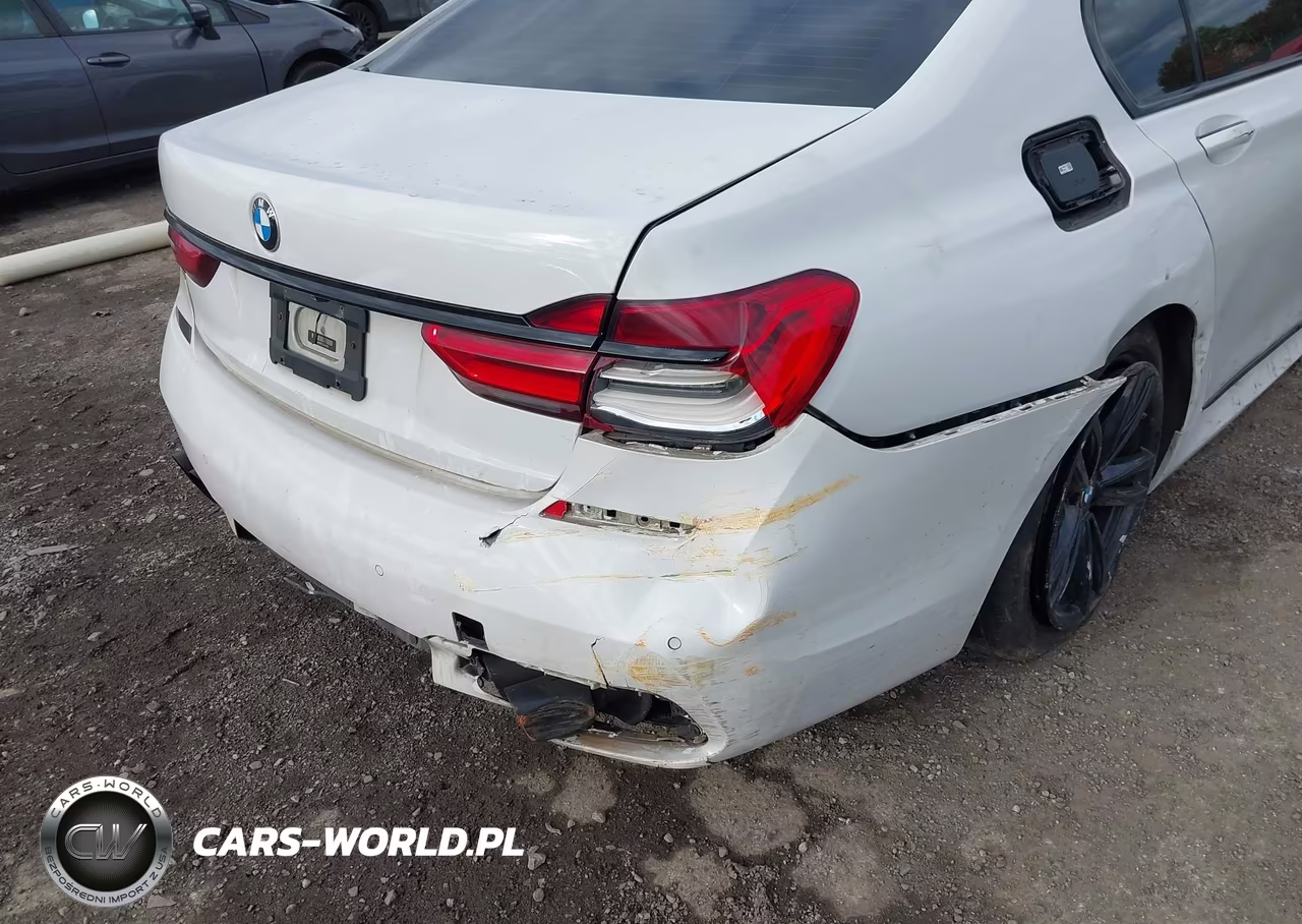 2016 BMW 750I xDrive VIN:WBA7B0C57GG526785 - 18