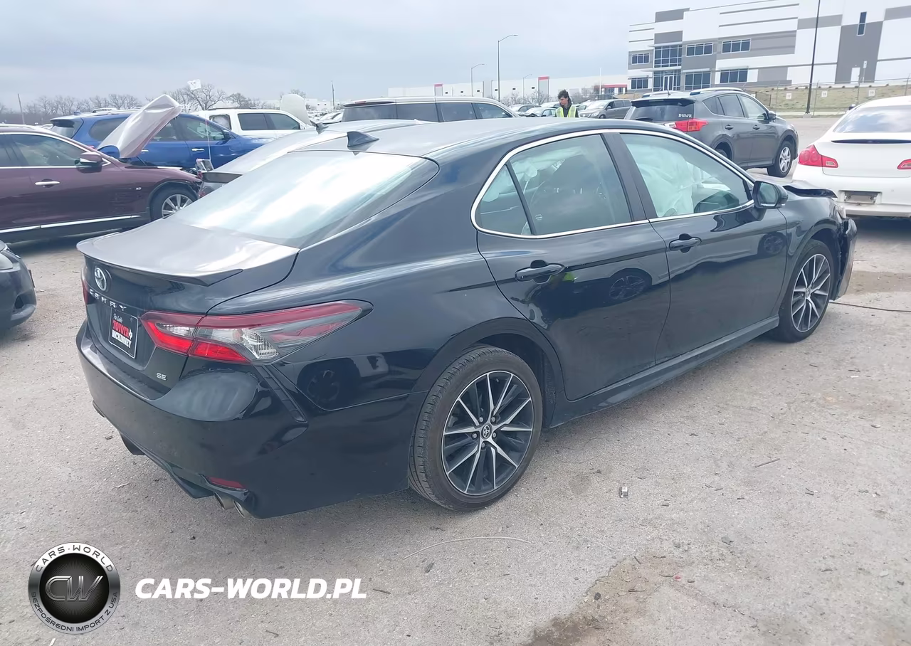 2024 Toyota Camry Se VIN:4T1G11AKXRU250252 - 4