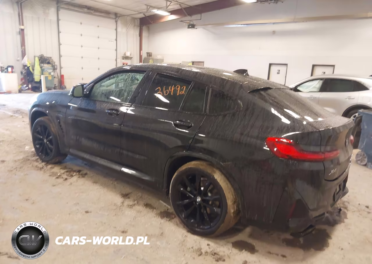 2025 BMW X4 xDrive30I VIN:5UX33DT04S9138855 - 3