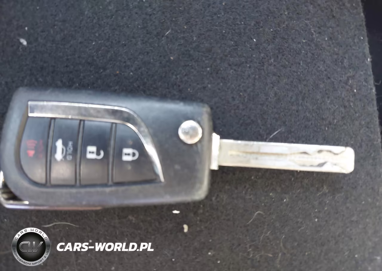 2020 Toyota Corolla Le VIN:5YFEPRAE6LP109900 - 11