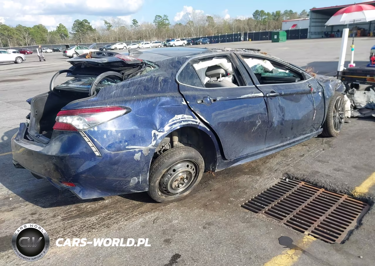 2022 Toyota Camry Xse V6 VIN:4T1KZ1AK2NU061656 - 4