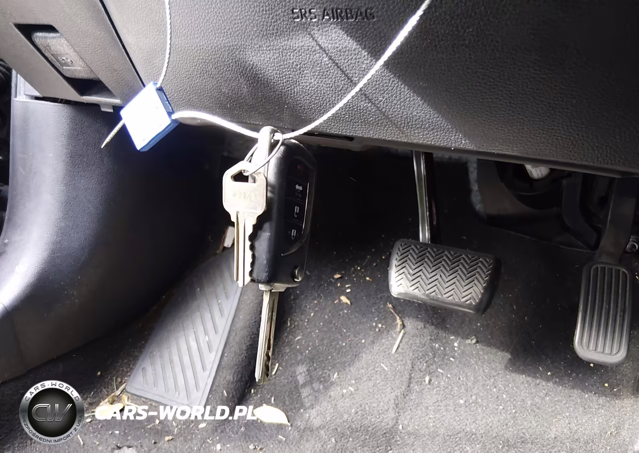 2021 Toyota Corolla Le VIN:5YFEPMAE7MP164313 - 11