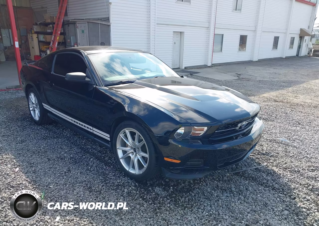 2012 Ford Mustang V6
