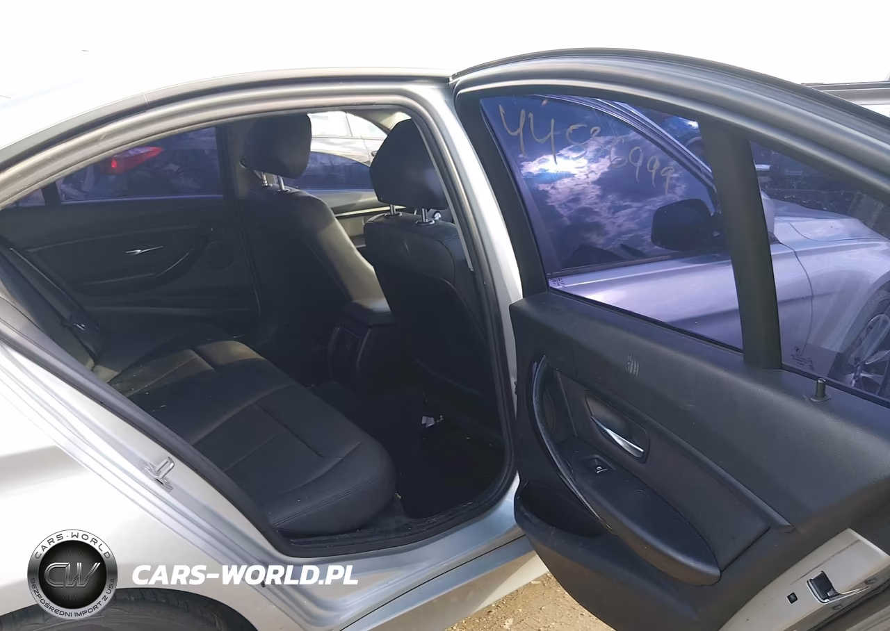 2017 BMW 320I VIN:WBA8A9C39HK864858 - 8