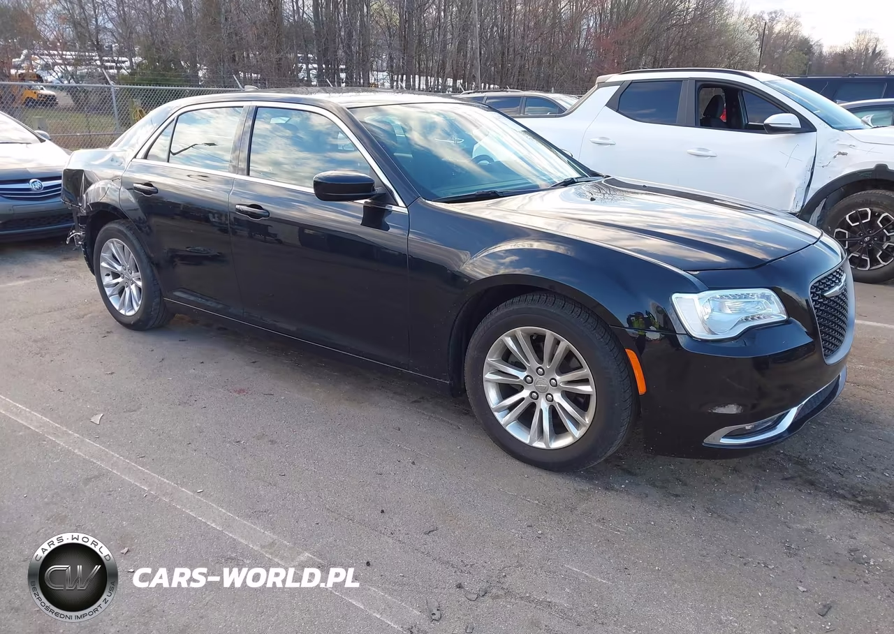 2020 Chrysler 300 Touring