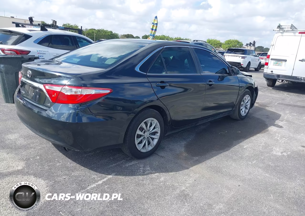 2017 TOYOTA CAMRY LE VIN:4T1BF1FK5HU279354 - 4