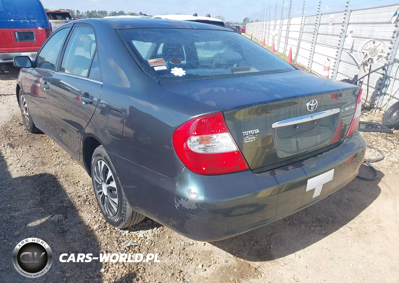 2003 Toyota Camry Le VIN:4T1BE32K03U656802 - 3