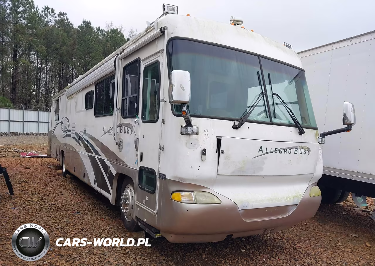 2000 Freightliner Chassis X Line Motor Home
