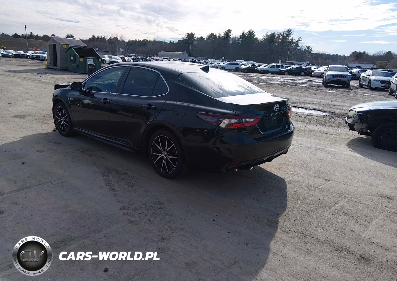 2024 Toyota Camry Se VIN:4T1T11BK9RU130472 - 3