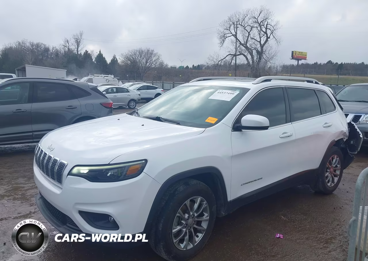 2019 Jeep Cherokee Latitude Plus 4X4 VIN:1C4PJMLBXKD474940 - 15