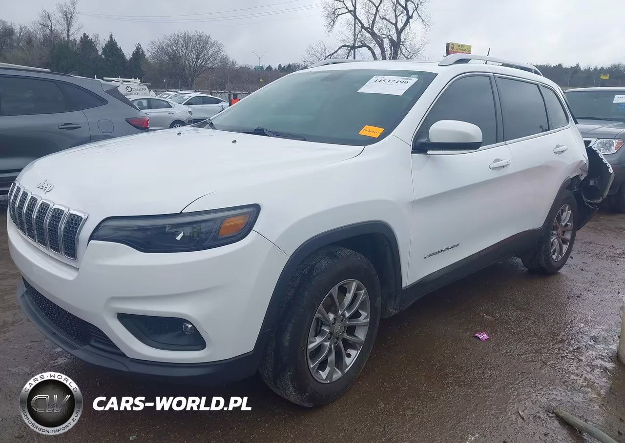 2019 Jeep Cherokee Latitude Plus 4X4 VIN:1C4PJMLBXKD474940 - 2