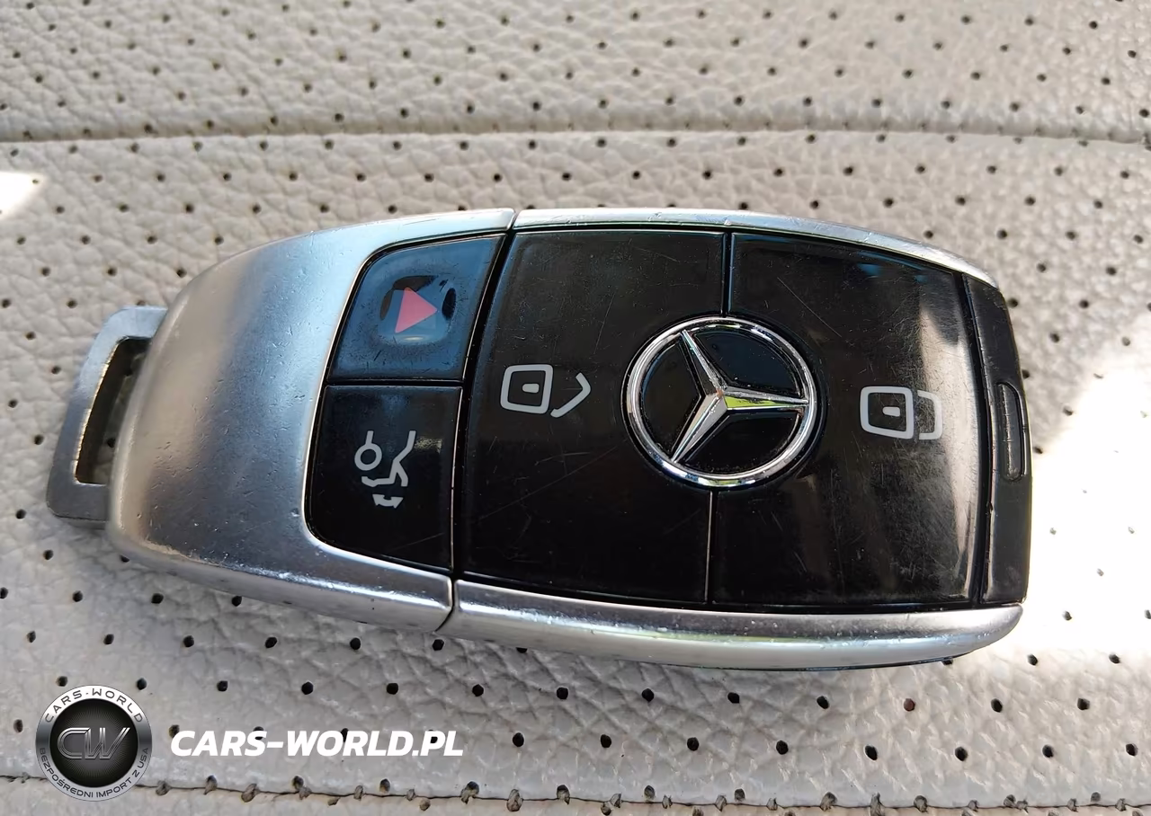 2017 Mercedes-Benz E 300 4Matic VIN:WDDZF4KB7HA100541 - 11