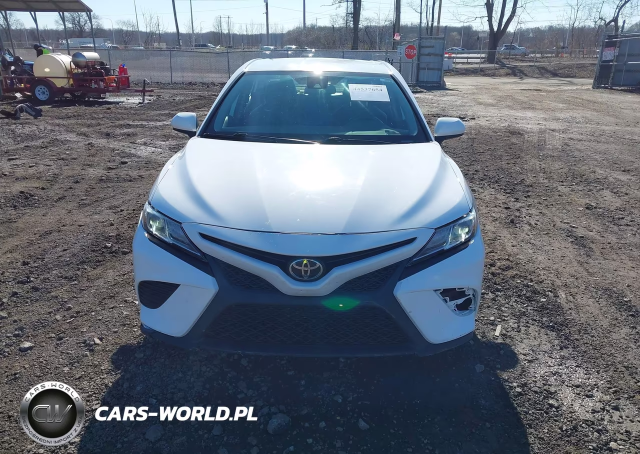 2020 Toyota Camry Se VIN:4T1G11AK8LU996707 - 12