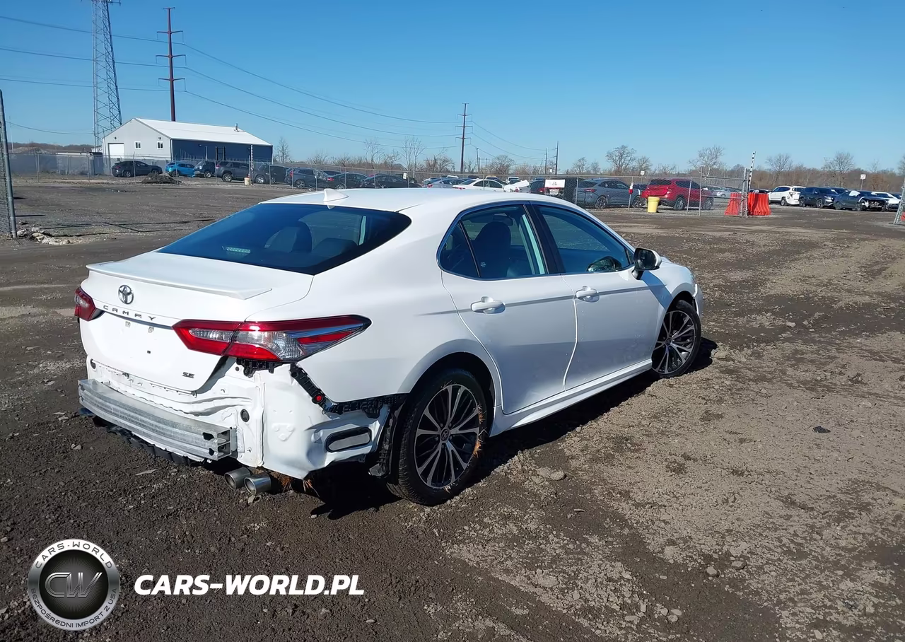 2020 Toyota Camry Se VIN:4T1G11AK8LU996707 - 4