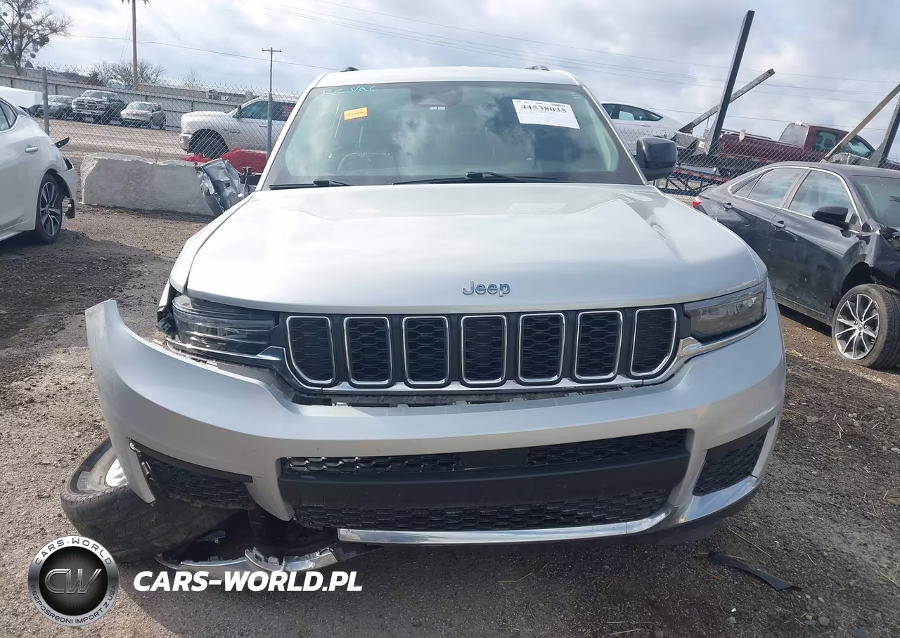 2023 Jeep Grand Cherokee L Laredo 4X2 VIN:1C4RJJAG3P8768816 - 12