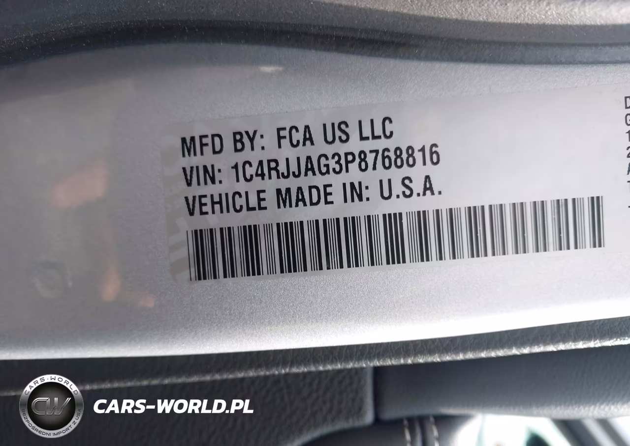 2023 Jeep Grand Cherokee L Laredo 4X2 VIN:1C4RJJAG3P8768816 - 9