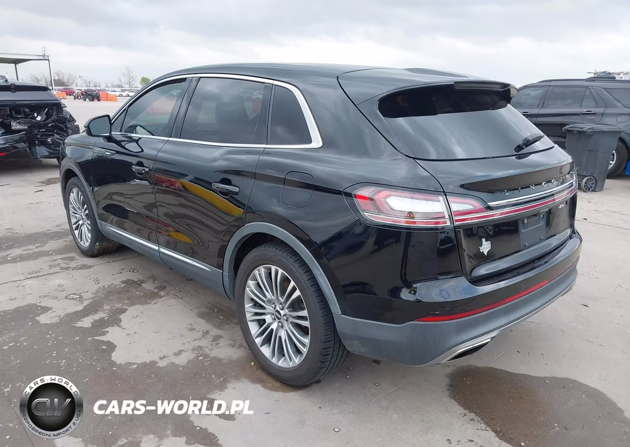 2019 Lincoln Nautilus Standard VIN:2LMPJ6J90KBL42836 - 3