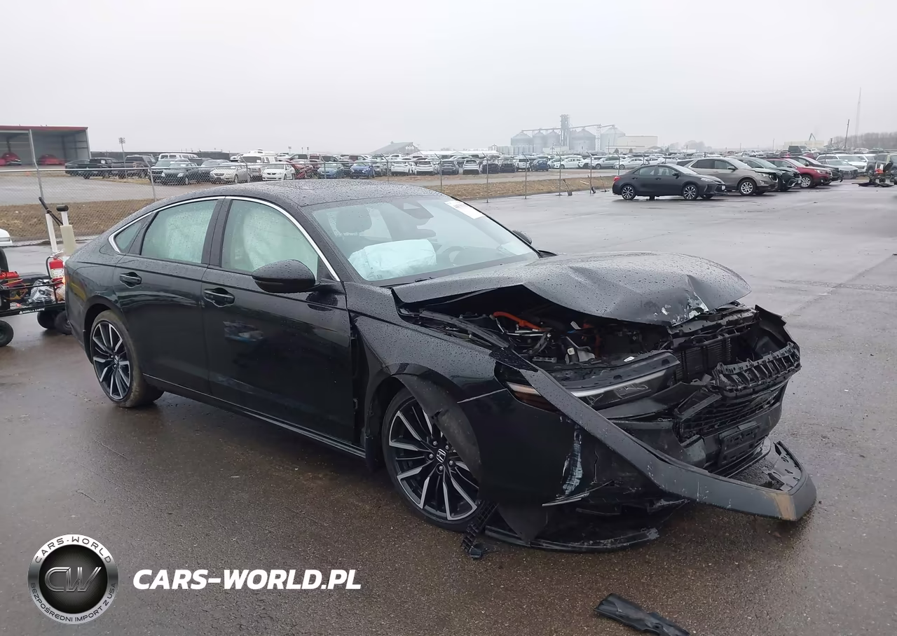 2024 Honda Accord Hybrid Touring – zdjęcie 1 z 17