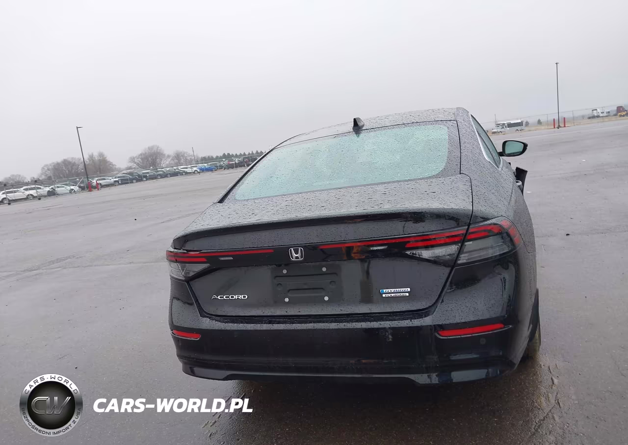 2024 Honda Accord Hybrid Touring VIN:1HGCY2F89RA055523 - 17