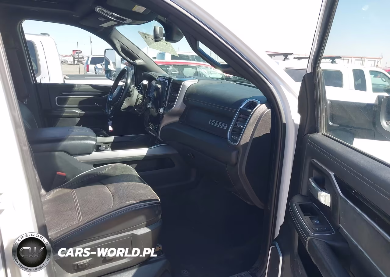 2021 Ram 3500 Laramie 4X4 8' Box VIN:3C63RRJL7MG597043 - 5