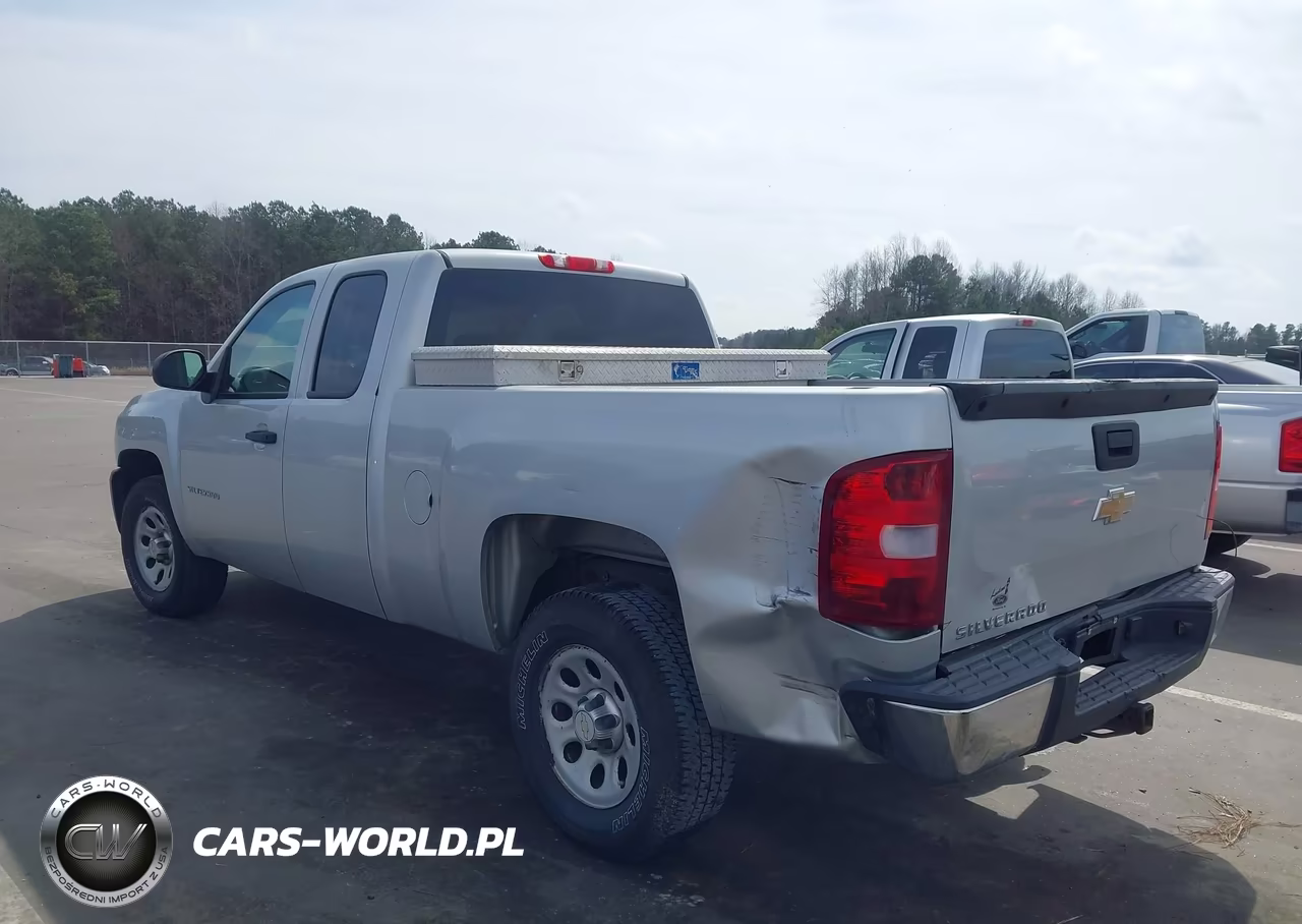 2011 Chevrolet Silverado 1500 Work Truck VIN:1GCRCPEX4BZ343342 - 3