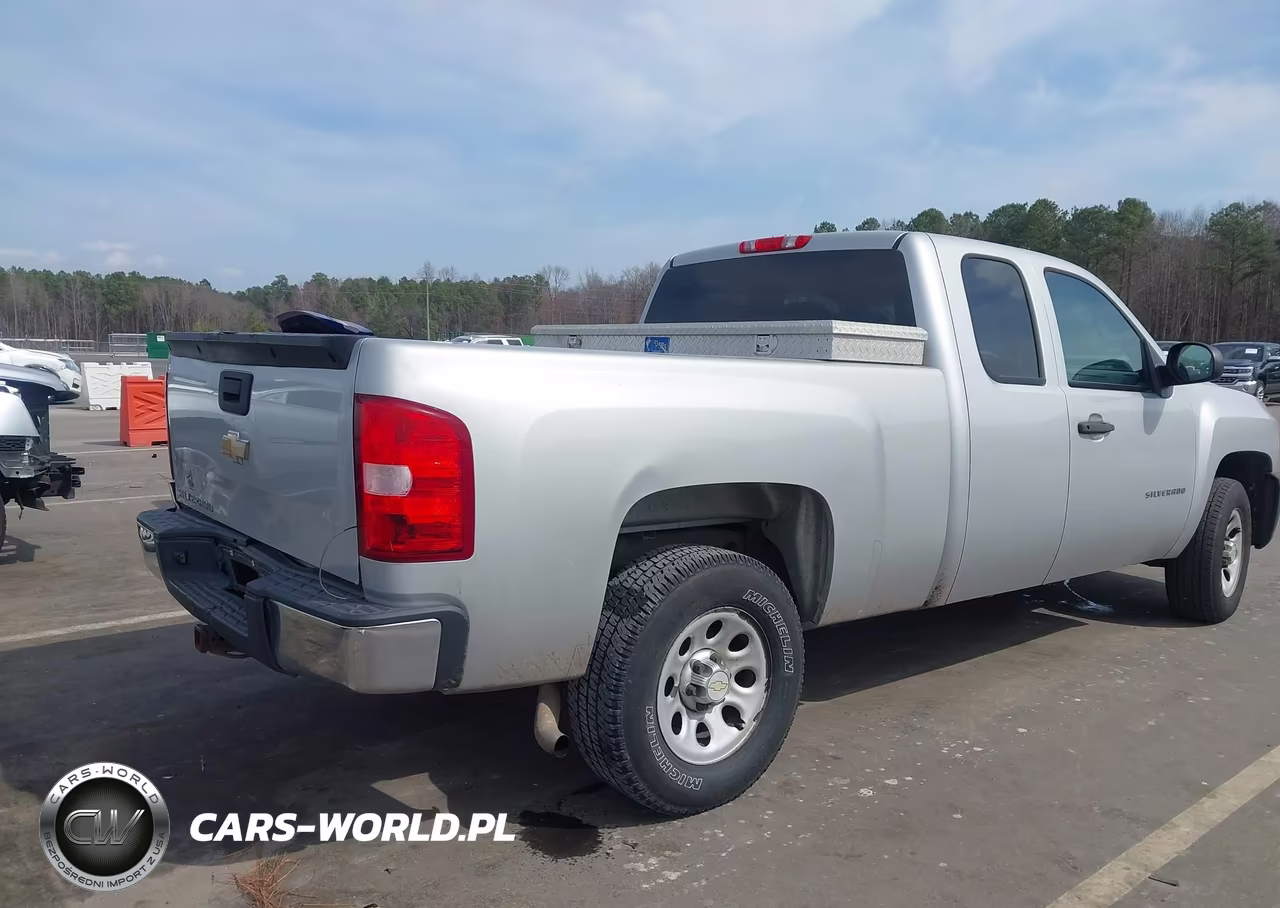 2011 Chevrolet Silverado 1500 Work Truck VIN:1GCRCPEX4BZ343342 - 4