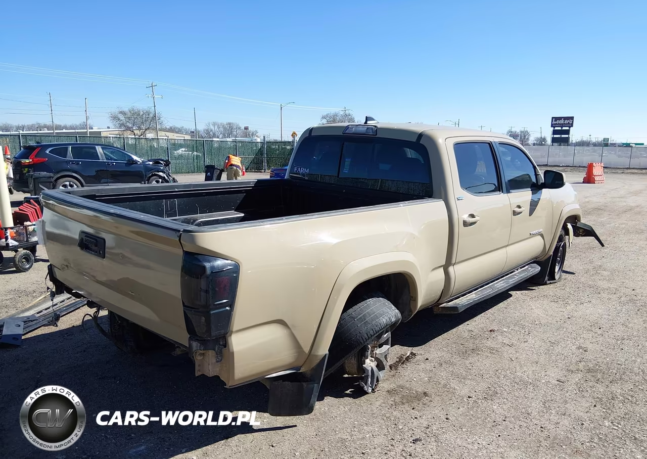 2018 Toyota Tacoma Sr5 VIN:3TMBZ5DN6JM012539 - 4