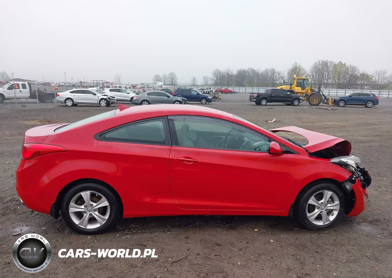 2013 Hyundai Elantra Gs VIN:KMHDH6AE3DU015156 - 14