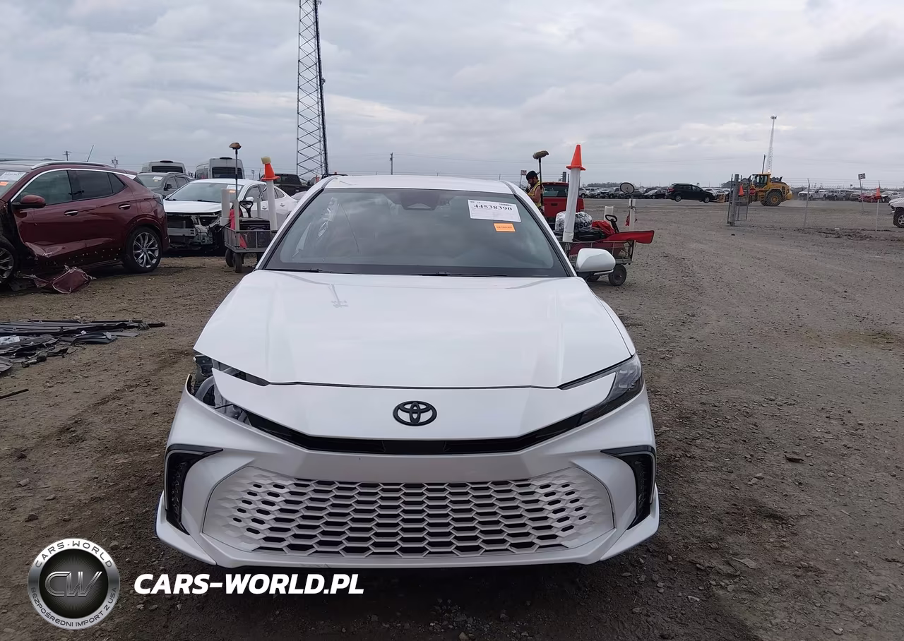 2025 Toyota Camry Xse VIN:4T1DAACK3SU077146 - 13