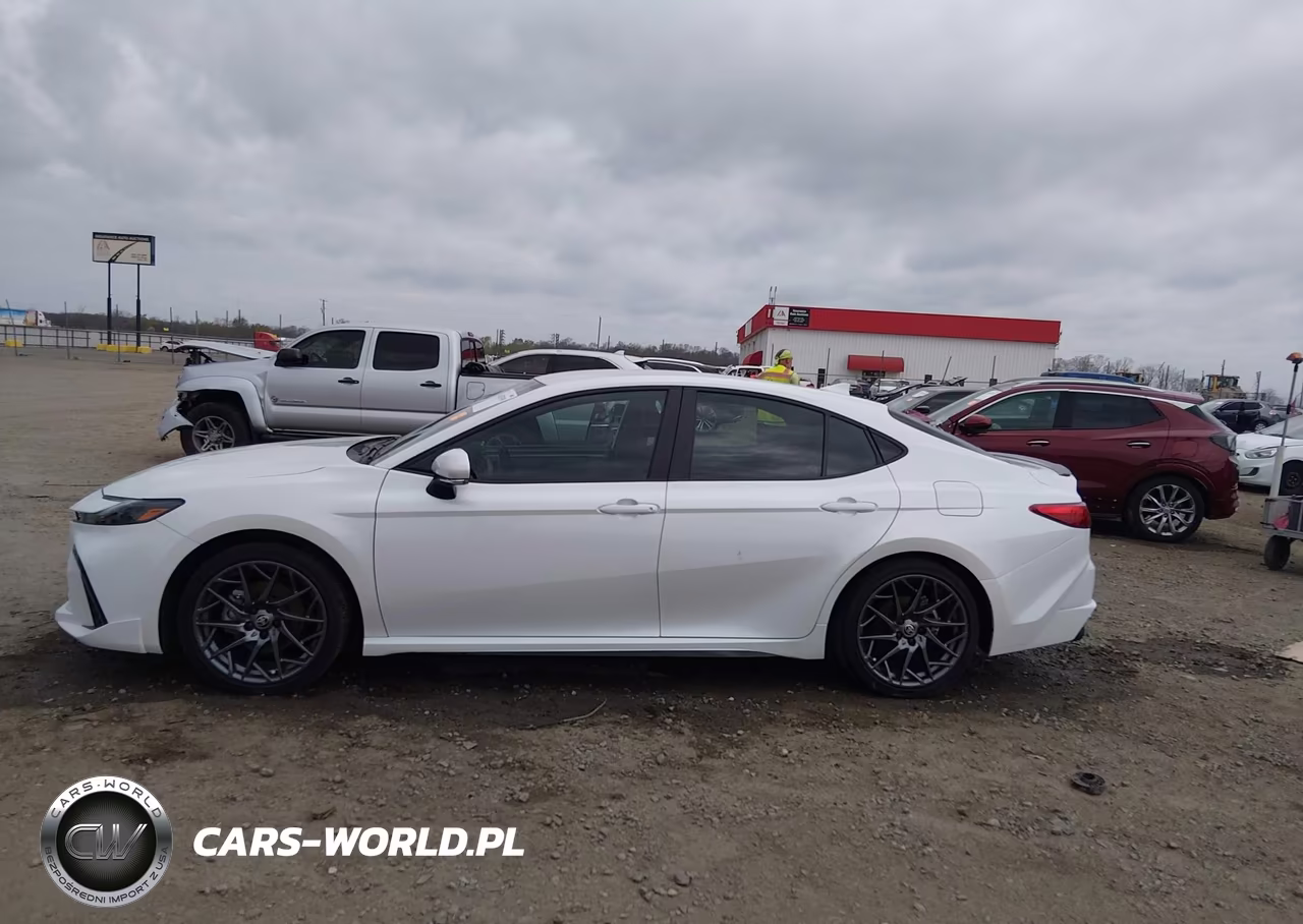 2025 Toyota Camry Xse VIN:4T1DAACK3SU077146 - 15