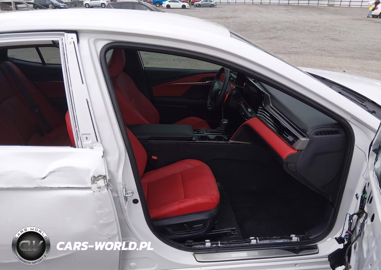 2025 Toyota Camry Xse VIN:4T1DAACK3SU077146 - 5